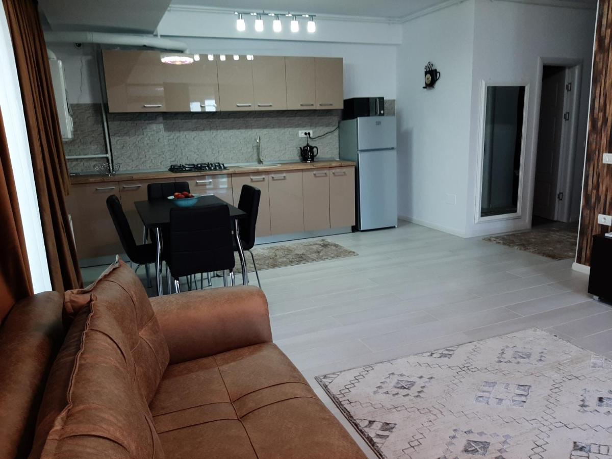 Blue Apartment Năvodari Екстериор снимка
