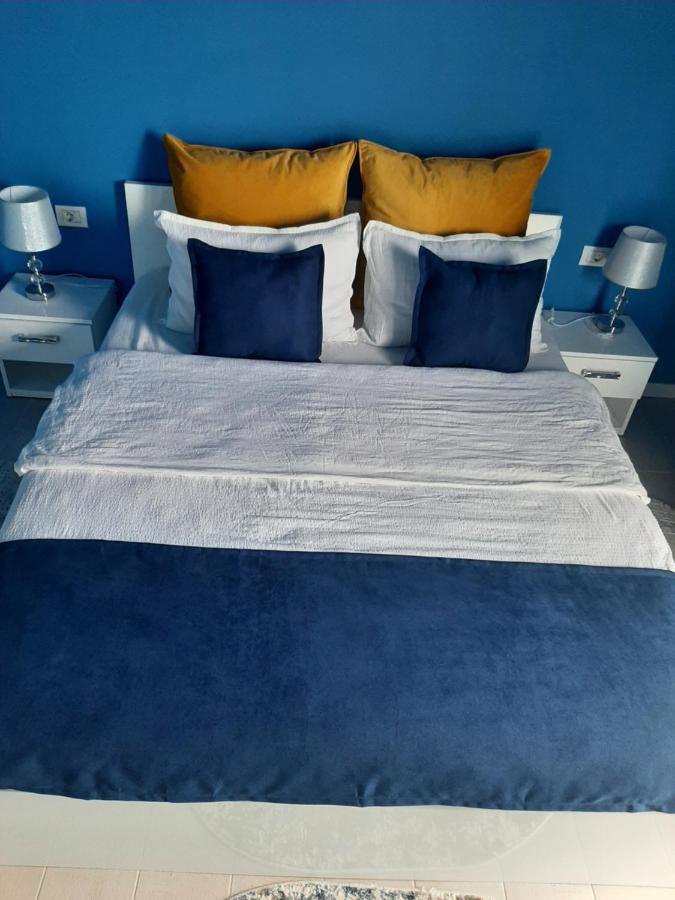 Blue Apartment Năvodari Екстериор снимка